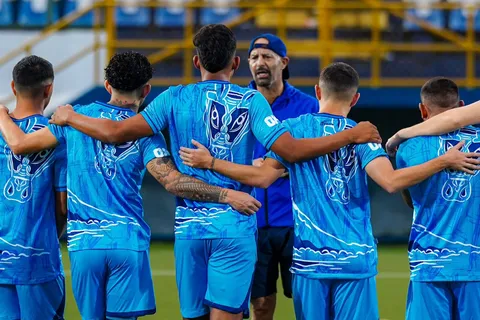 Quiere convencer al Fantasma Figueroa: legionario de Nicaragua toma una importante decisión sobre su futuro