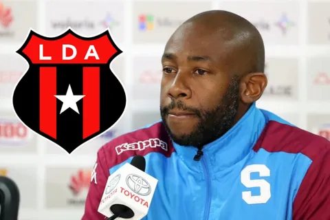 Wanchope devuelve el golpe: el dardo directo a una figura de Machillo Ramírez que incendia el clásico con Alajuelense