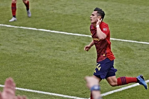 Rubio Rubin enloquece a la afición del  Real Salt Lake en la MLS con ocho goles registrados [VIDEO]