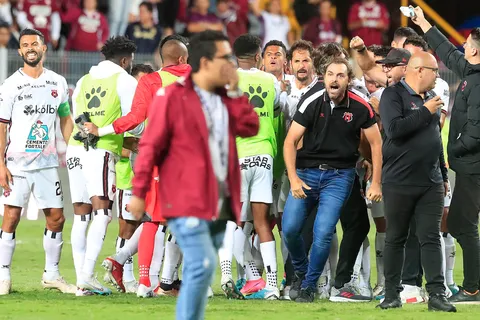 No es Fernando Lesme: Alajuelense se aleja del fichaje de otro jugador.