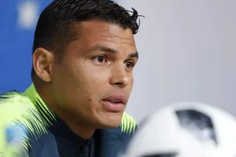Thiago Silva reconoció que "ambos estamos bajo presión"