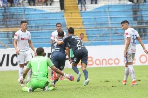 Motagua venció a Olimpia y es líder del Clausura 2020