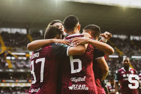 El héroe inesperado que podría salvar a Saprissa de un papelón