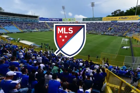 Es ídolo en la MLS, brilló en El Salvador y ahora reforzará a un impensado club de la Liga Mayor: "90% de acuerdo"