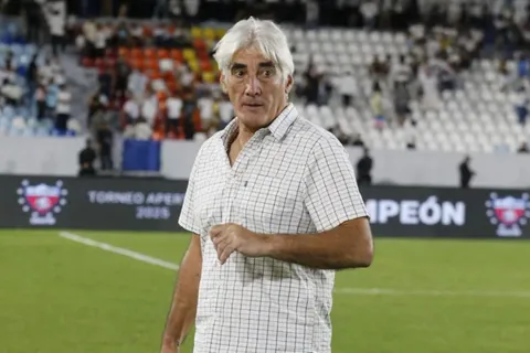 "Identidad competitiva": Alianza es firme con el futuro de Ernesto Corti tras perder la final del Apertura 2025 de El Salvador