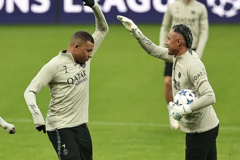 Keylor Navas vuelve a lesionarse previo al partido de Champions del PSG