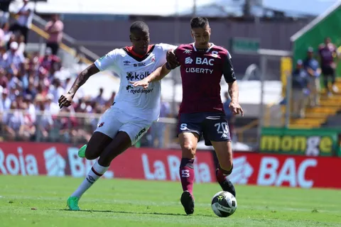 Leyenda Saprissa con presente en Alajuelense.