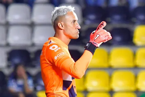 Keylor Navas no definió su futuro.