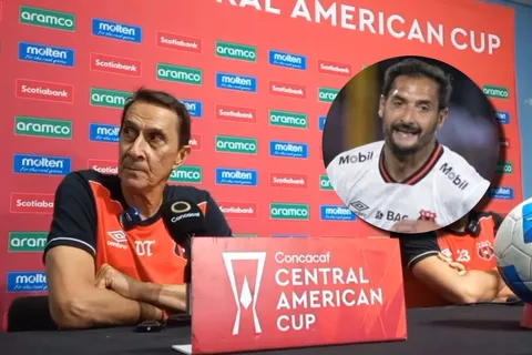 Alexandre Guimaraes se refirió a Celso Borges.
