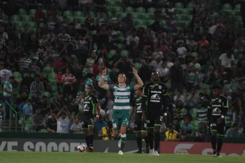 Marathon vuelve a dar pena y cae 5-0 contra Santos