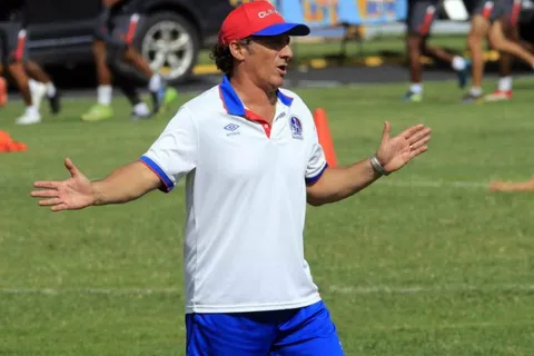 Pedro Troglio responde a rumores que lo vinculan con Venezuela