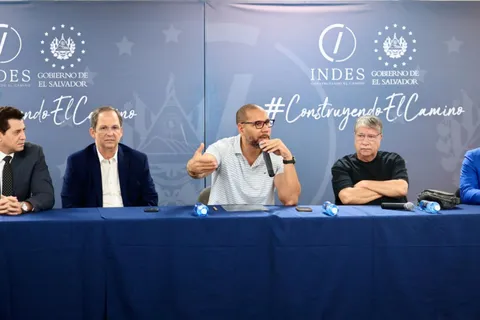 El Bolillo Gómez hizo pedido que afectará a los equipos de la Liga Nacional de El Salvador