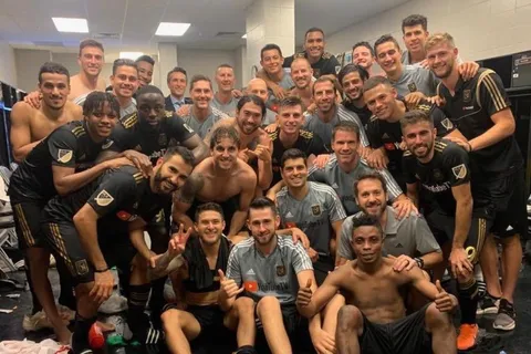 Los Ángeles FC recibe premio en la MLS; ¿también es de Fito?
