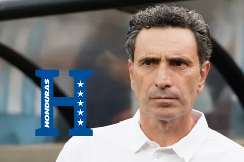 "No entiendes": José Francisco Molina se encara con periodista tras derrota de la Selección de Honduras vs. Argentina