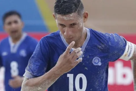 Severo castigo para Agustín Ruiz enciende las alarmas en El Salvador
