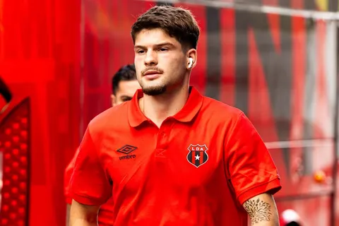 elian quesada-alajuelense