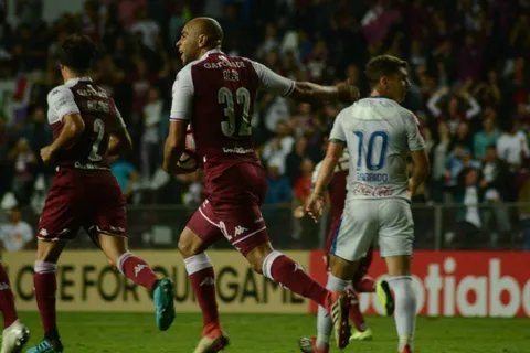 Épico: Saprissa derrota al Olimpia 4-1 y se clasifica a la final de la Liga Concacaf