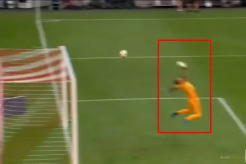 La triple atajada espectacular de Keylor Navas contra el Tottenham