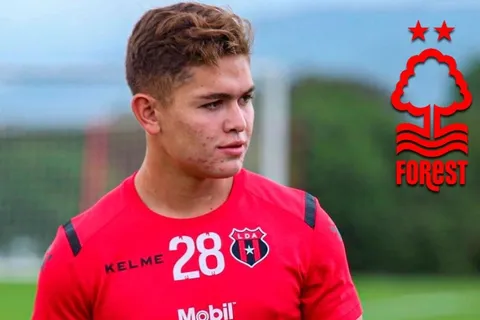El dinero que Alajuelense recibiría del Nottingham Forest por Brandon Aguilera