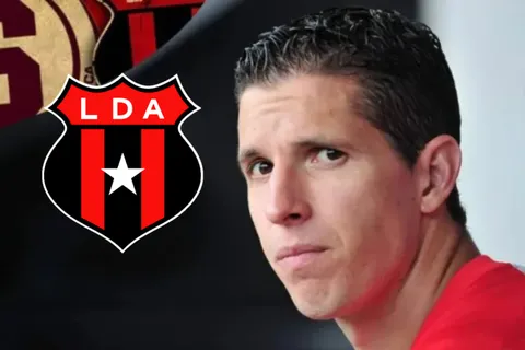 Susto en Alajuelense: Pablo Gabas mantiene en vilo a los rojinegros tras ser hospitalizado