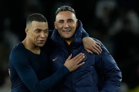 Keylor Navas y Kylian Mbappé no estarán en el PSG en la temporada 2024/25. (Foto: Getty Images)