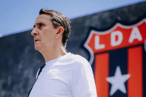 “Nadie me pagó”: Guimaraes rompe el silencio y cuenta su verdad tras haber sido echado de Alajuelense