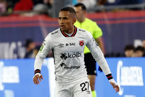 ¿Coincide con la afición? Ian Lawrence habla de su nivel en Alajuelense