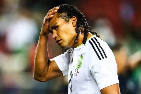 Molestia de Santa Tecla con 'Gullit' Peña por "poca seriedad"
