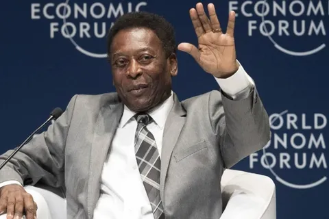 Pelé dio la bienvenida al Capi Ruiz a su Santos