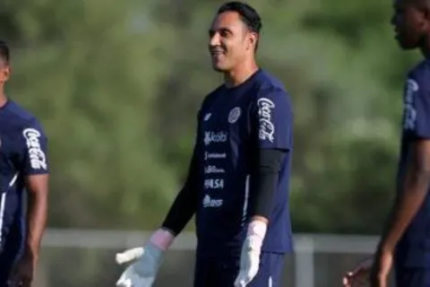 Comentarista mexicano reconoce a Keylor como el mejor de toda Concacaf