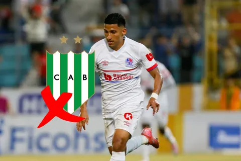 "Qué difícil es": No perdonan a Olimpia por evitar que José Mario Pinto fiche con Banfield en Argentina
