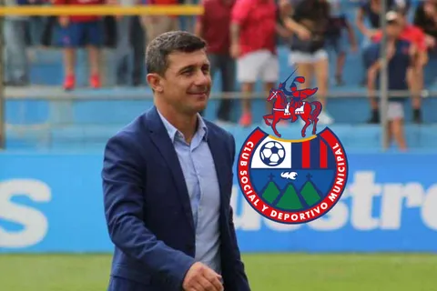 Sebastián Bini como DT de Municipal
