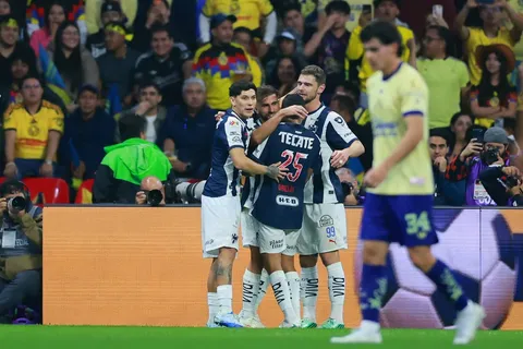 América y Monterrey empataron 1-1: Diego Rossi adelantó a Rayados y Santiago Bueno igualó