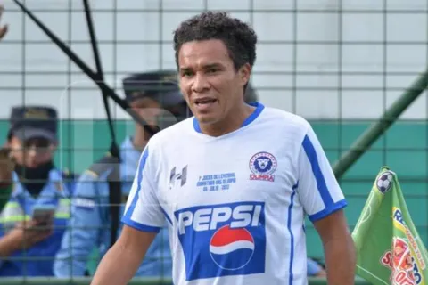 Rambo De León: “Es una vergüenza ver el fútbol hondureño”