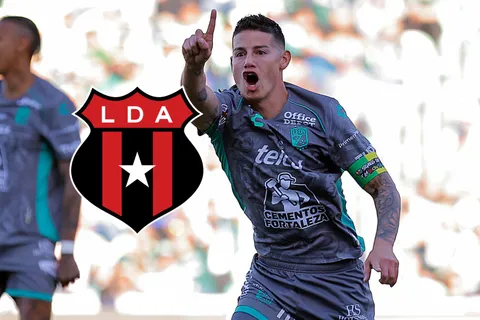 James Rodríguez en el León de México.
