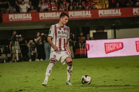 Saprissa ya tomó una decisión: de qué depende la continuidad de Gino Vivi en Tibás