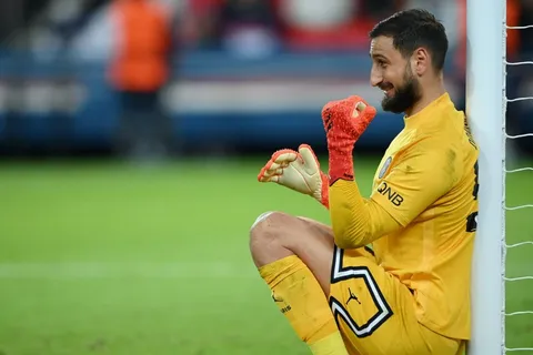 Prensa francesa destruye a Gianluigi Donnarumma por la derrota del PSG