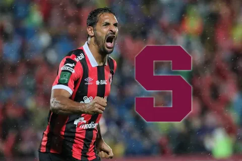 Lesión de Celso Borges enciende las alarmas en Alajuelense: ¿Llega contra Saprissa?