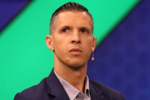 Pablo Gabas se metió en política.