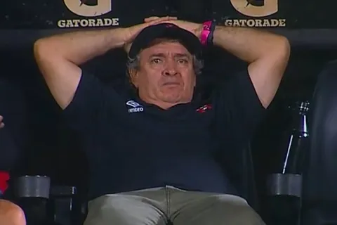 Óscar Ramírez no lo tuvo en cuenta.