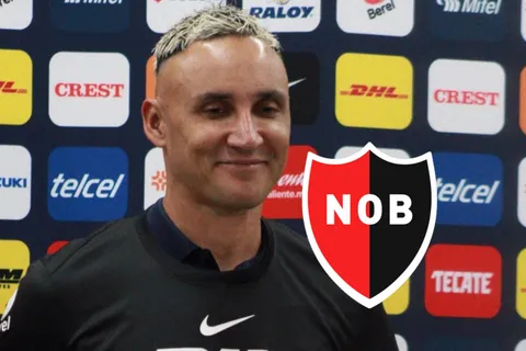 newells-keylor navas-presentacion-pumas