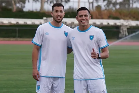 Aarón Herrera y Rubio Rubín serán titulares ante Costa Rica