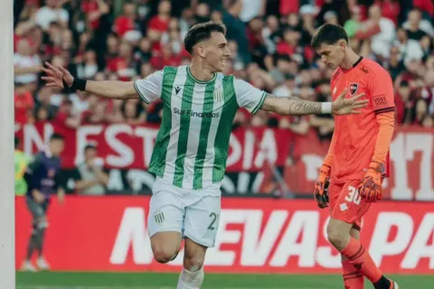 Giro inesperado en el futuro de Rodrigo Auzmendi tras el no de Boca Juniors: sería compañero de campeón del mundo