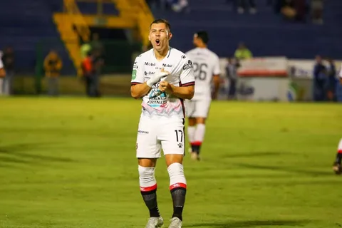 Semifinales Costa Rica: Alajuelense y Cartaginés empataron en el juego de ida