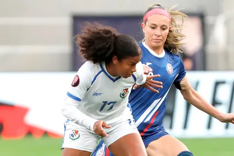 La Selección Femenina de Panamá quedó al borde de la eliminación tras perder ante Puerto Rico