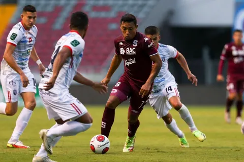 ¿Puede San Carlos recuperar los puntos y sacar a Saprissa de las semis?