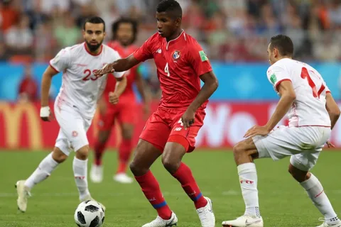 Oficial: Fidel Escobar se va al fútbol de México