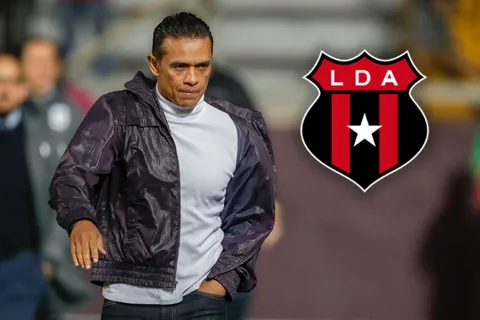 Paté Centeno se tira contra Guimaraes y dice algo que caerá mal en Alajuelense