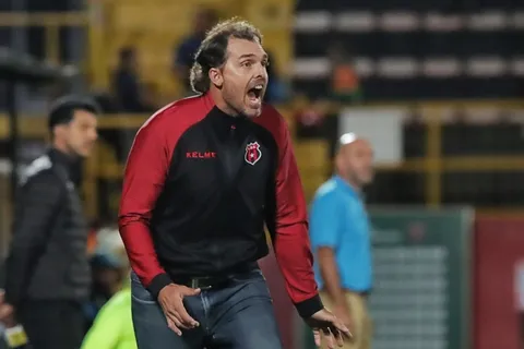 Liga Deportiva Alajuelense | Andrés Carevic, luego de la dura derrota con Sporting: "Acá el único responsable soy yo"