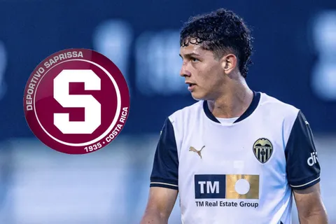 Warren Madrigal lo consigue: en Valencia dicen lo que Saprissa soñaba escuchar sobre su futuro